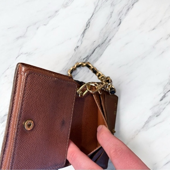 Louis Vuitton Authentic Vintage Monogram Popup Marco 98 Snap Wallet Wristlet - Picture 11 of 12